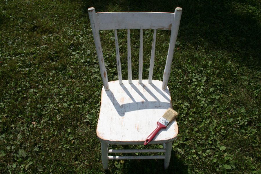 How to restore old furniture